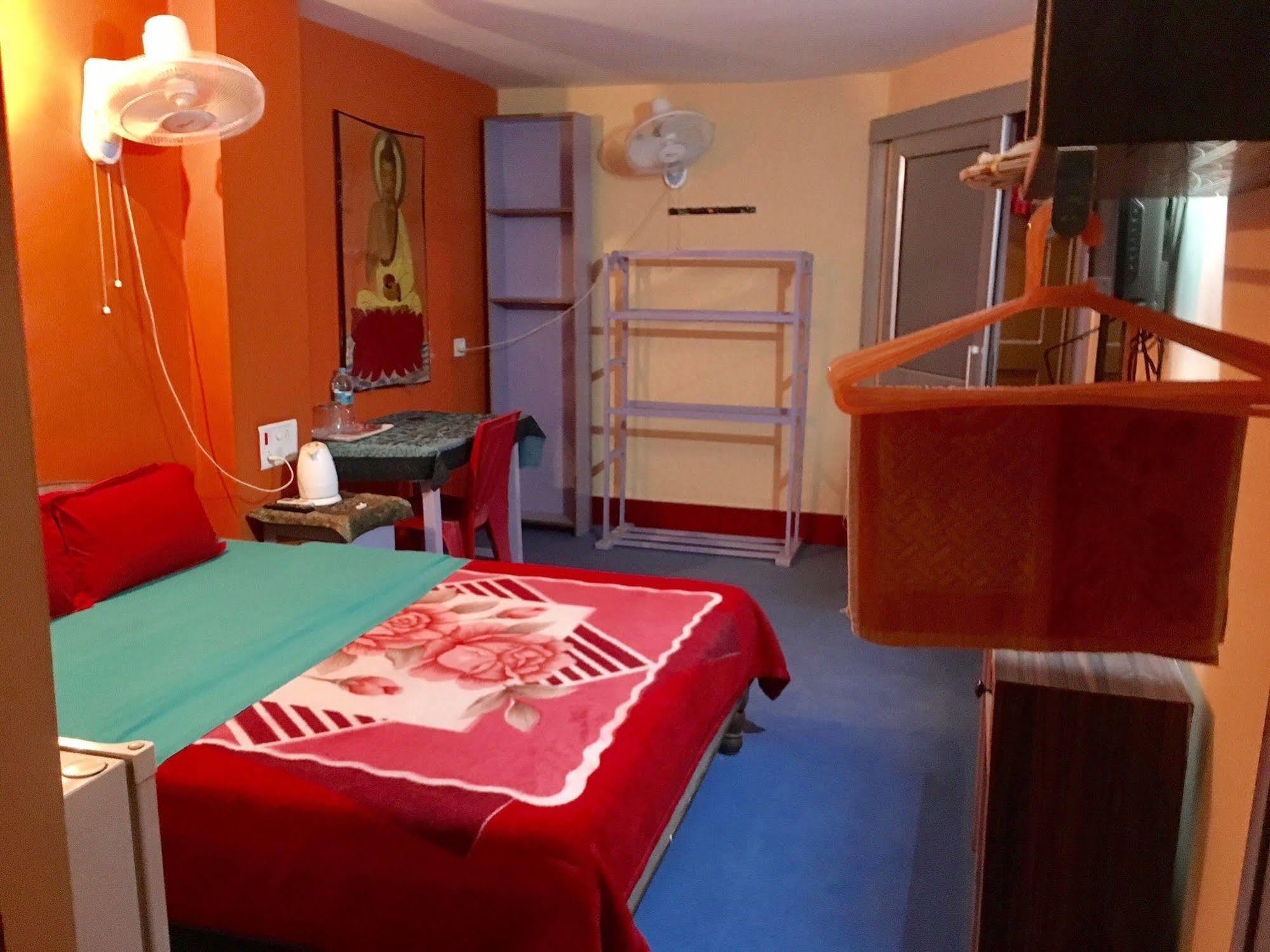 Kundanbazar Guest House Bódhgaja Exteriér fotografie